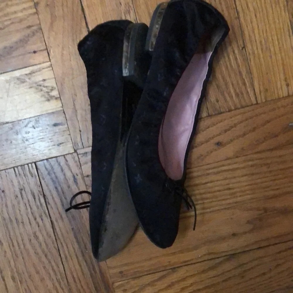 Louis Vuitton monogrammed flats👠 - Picture 5 of 11